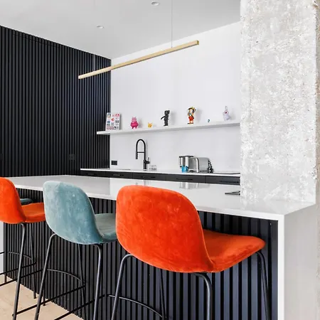 Magnificent - 3br-6p - Europe Apartment